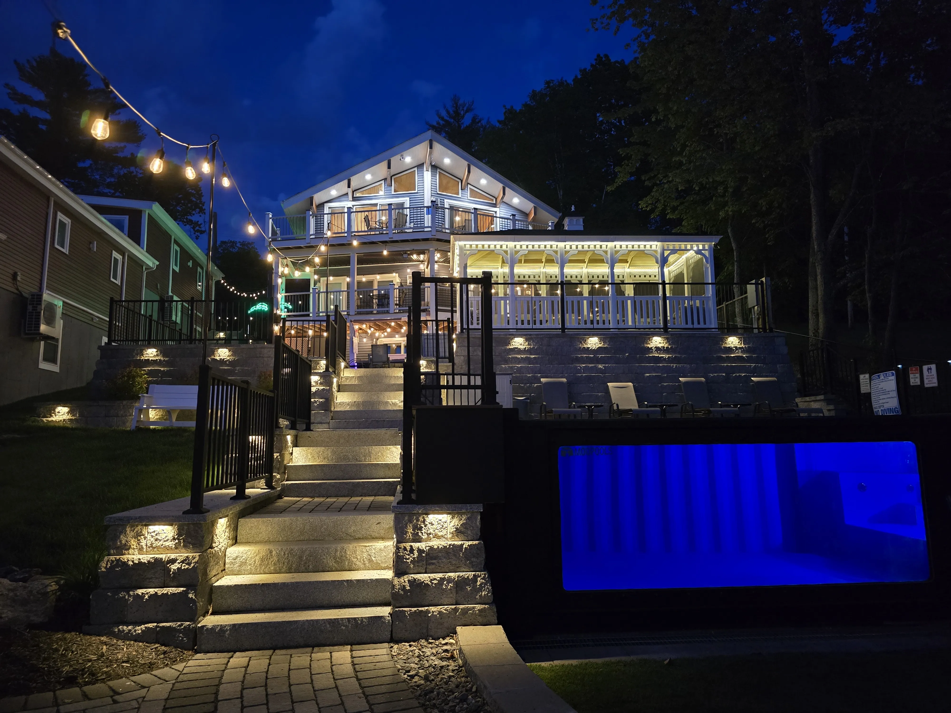 Luxury Waterfront House - Unit 9 - Preview 2